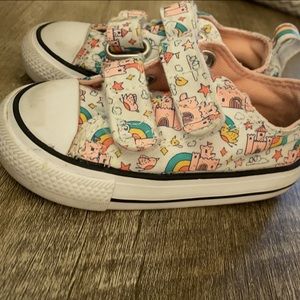 Size 5 toddler converse